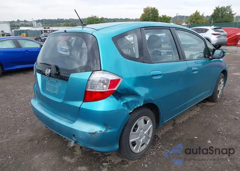 2013 Honda Fit из США, поврежденный, VIN JHMGE8H38DC039905